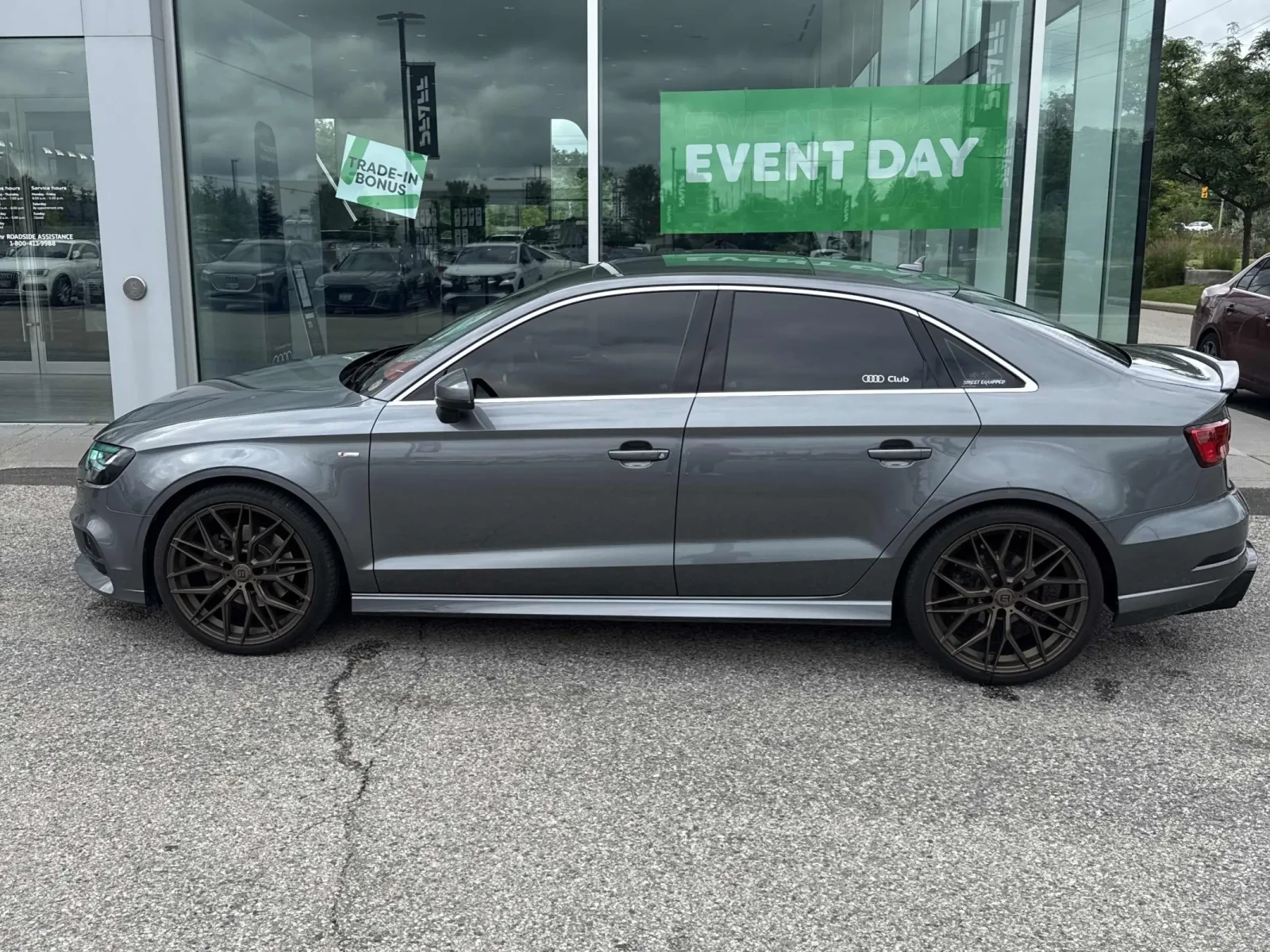 Audi A3 2.0T Technik/ПАНОРАМА/KEYLESS/CARFAX, снимка 4 - Автомобили и джипове - 55194452