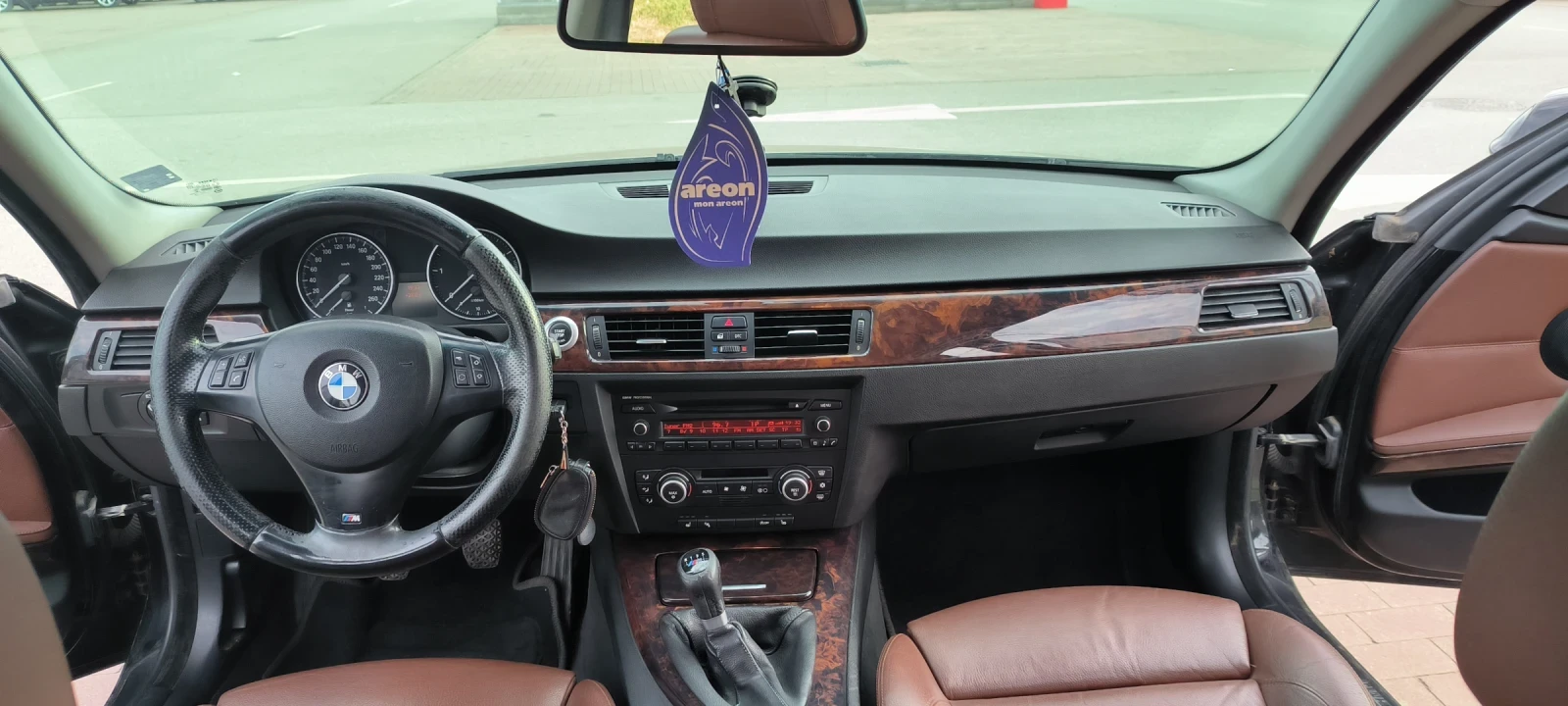 BMW 318, снимка 5 - Автомобили и джипове - 55362841