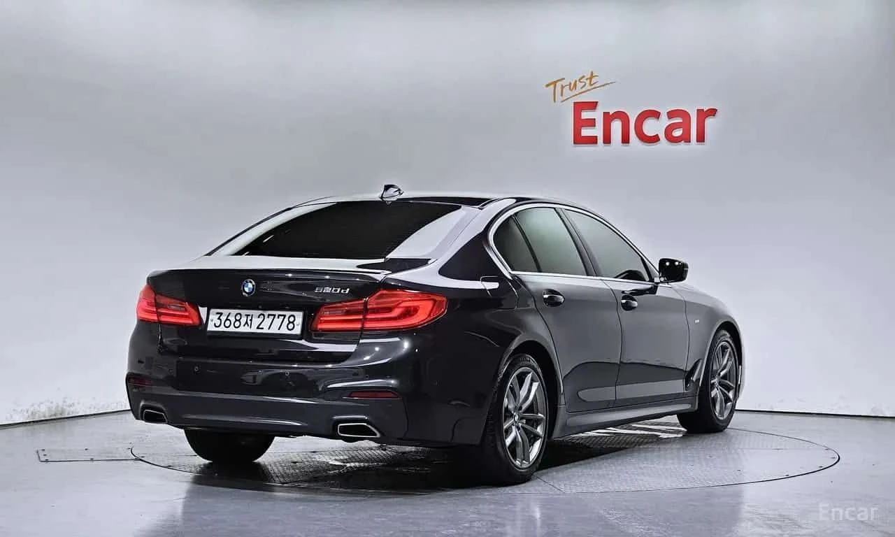 BMW 520 * xDrive  * ОПЦИЯ ЗА ФИНАНСИРАНЕ , снимка 2 - Автомобили и джипове - 55580395