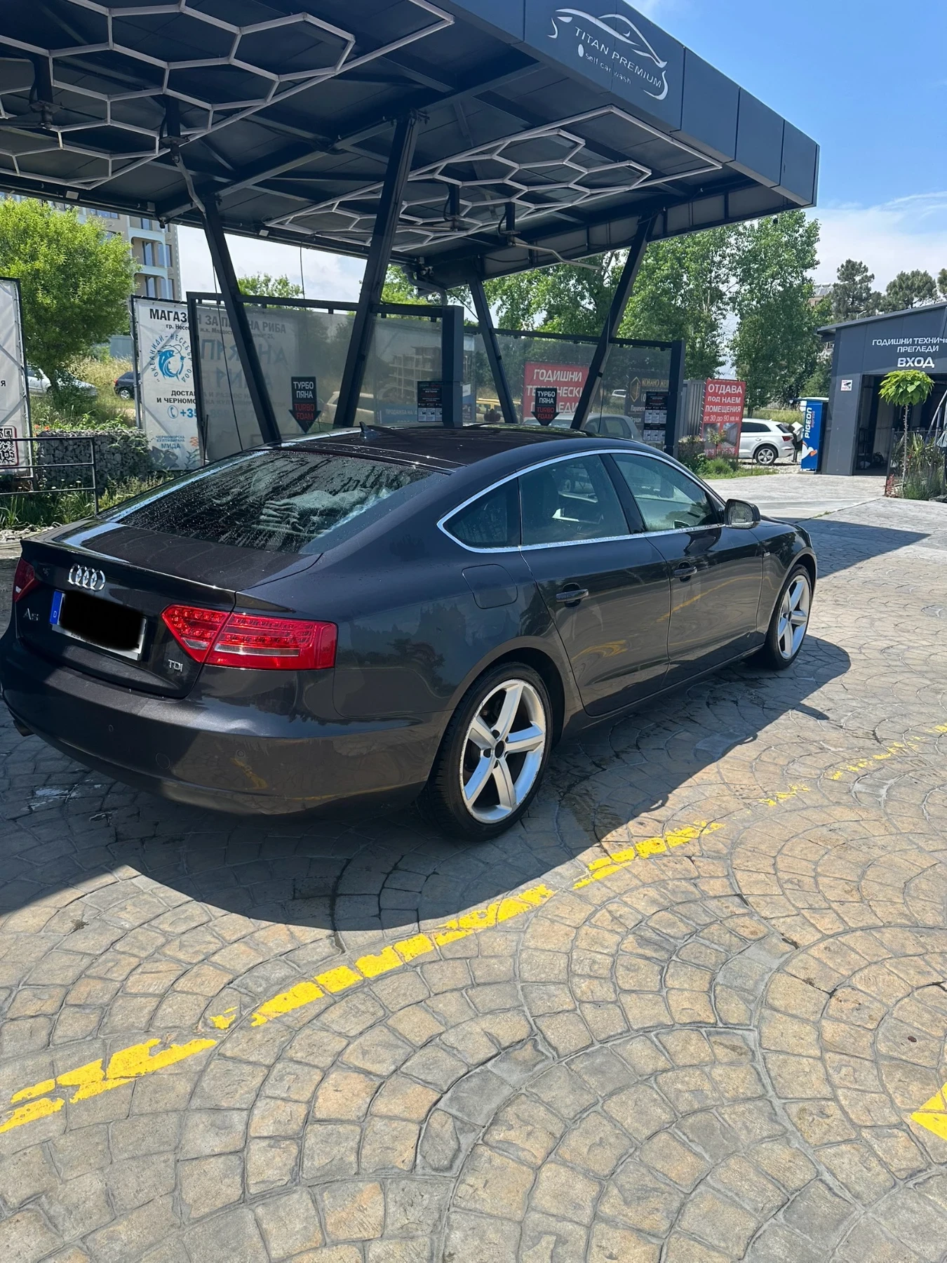 Audi A5 2.0 TDI, снимка 4 - Автомобили и джипове - 55798850