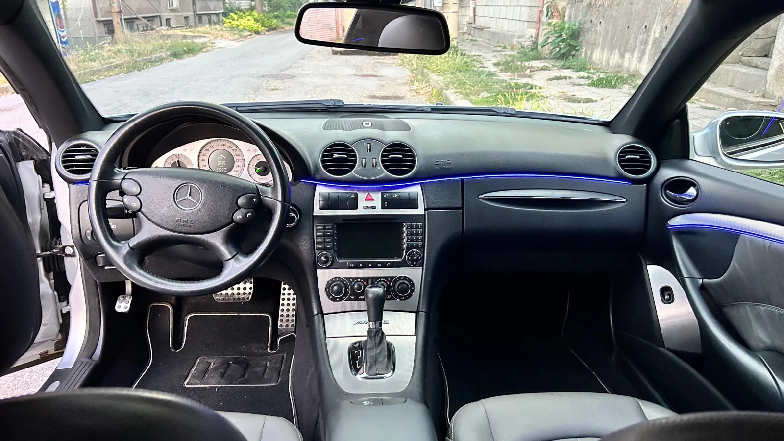 Mercedes-Benz CLK 220 cdi, снимка 13 - Автомобили и джипове - 55885001