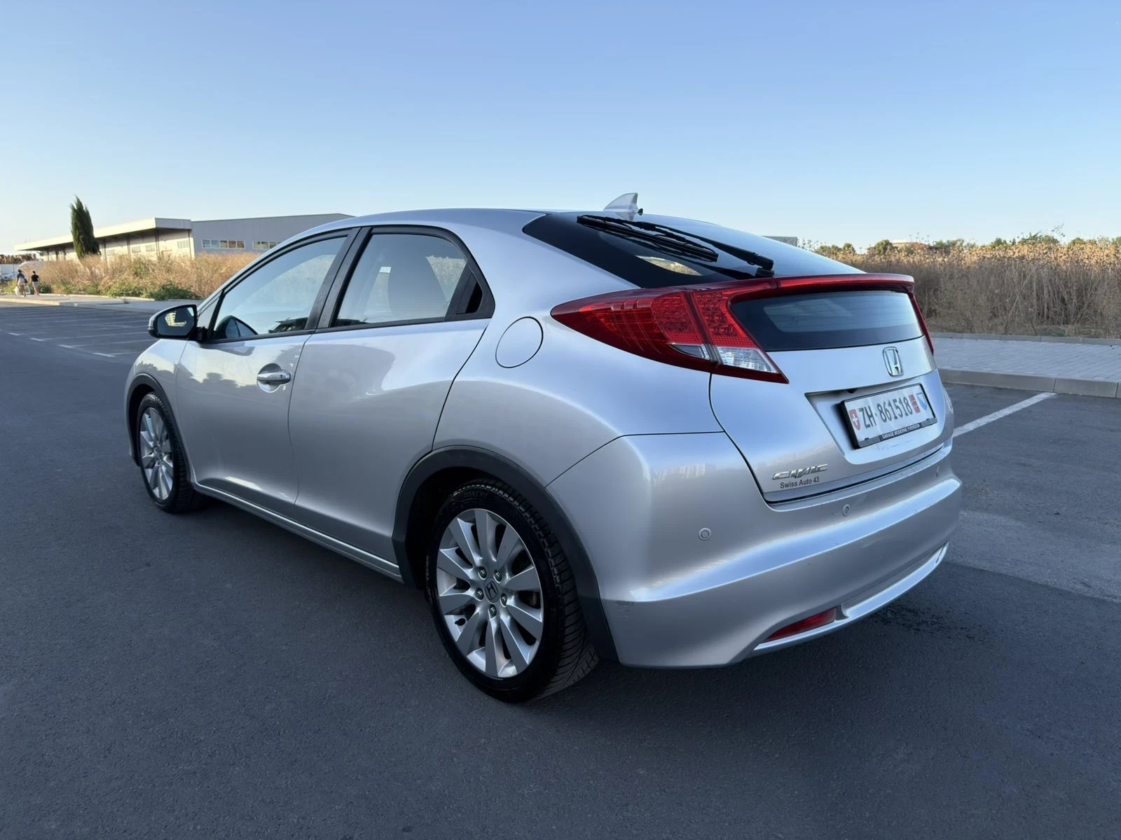 Honda Civic 1.8 V-TEC, снимка 6 - Автомобили и джипове - 55891601