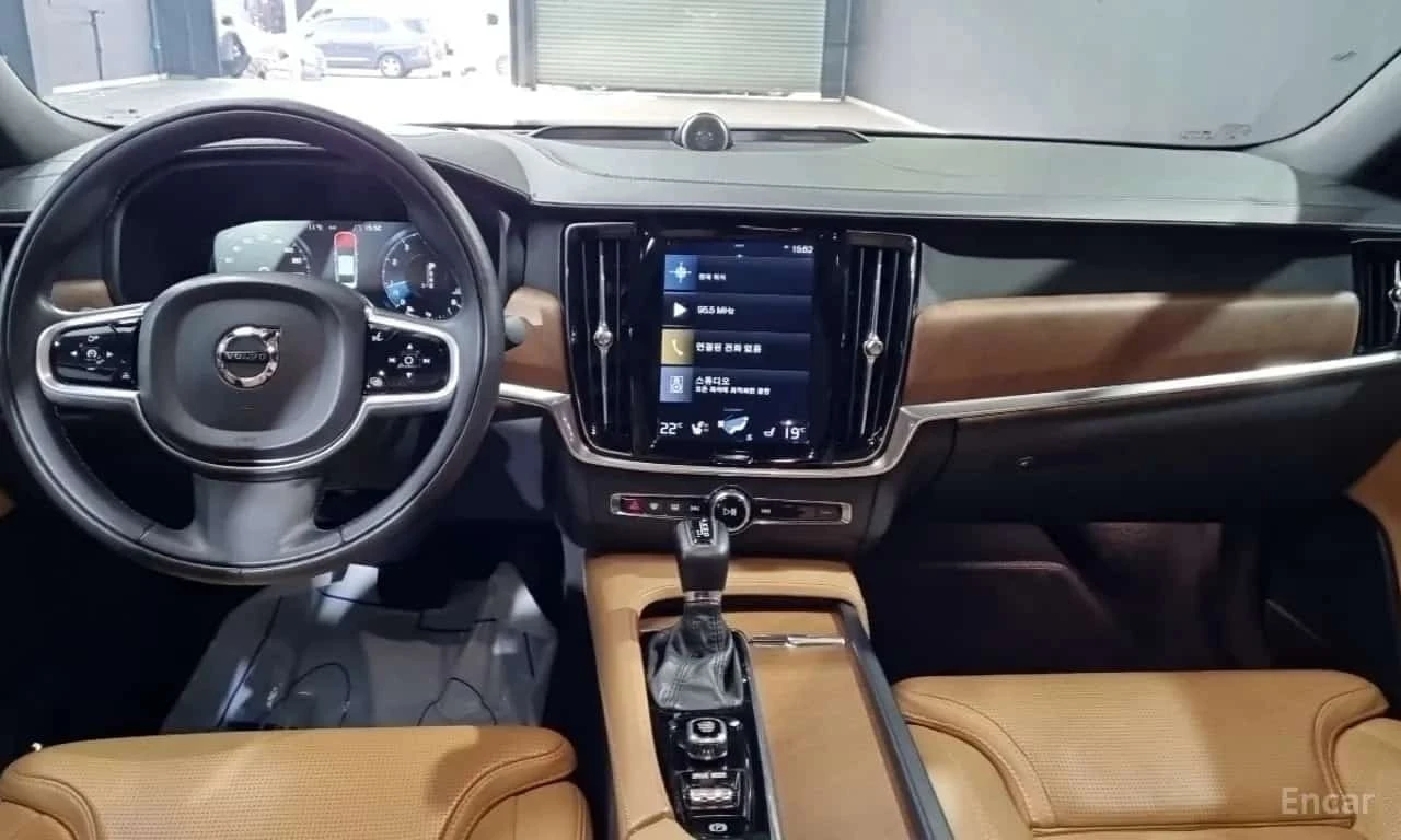Volvo S90 T5 Inscription| BOWERS| ОБДУХ| ПАМЕТ| HUD| , снимка 7 - Автомобили и джипове - 56169118