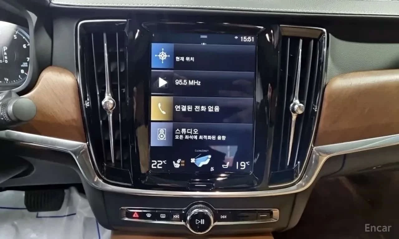 Volvo S90 T5 Inscription| BOWERS| ОБДУХ| ПАМЕТ| HUD| , снимка 12 - Автомобили и джипове - 56169118