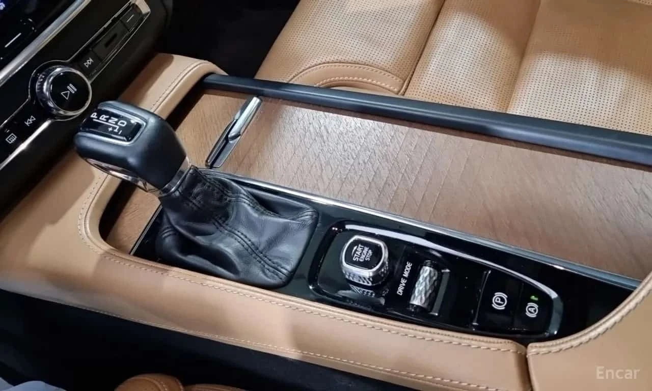 Volvo S90 T5 Inscription| BOWERS| ОБДУХ| ПАМЕТ| HUD| , снимка 9 - Автомобили и джипове - 56169118