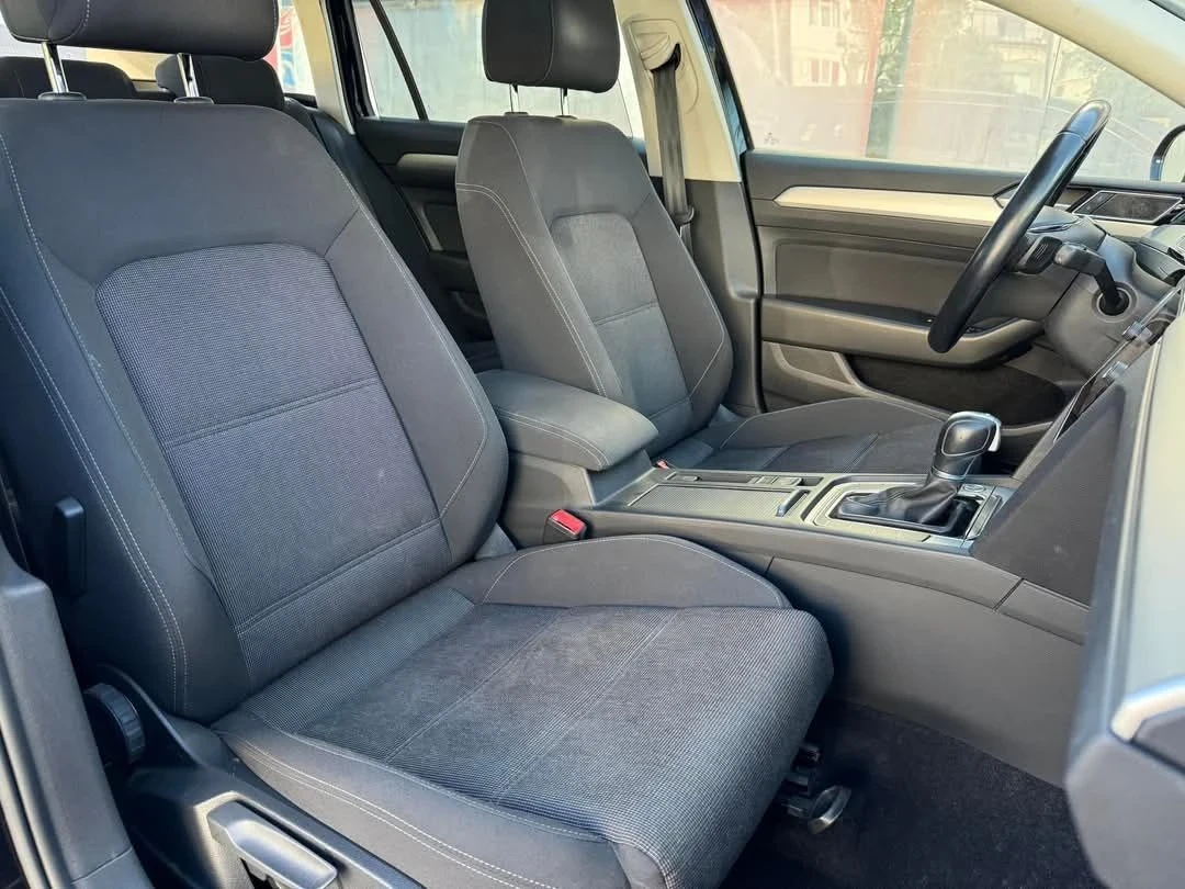 VW Passat, снимка 5 - Автомобили и джипове - 56339388
