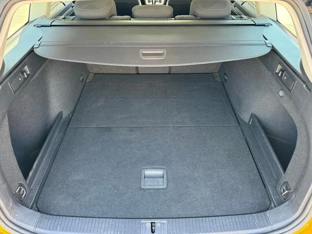 VW Passat, снимка 16 - Автомобили и джипове - 56339388