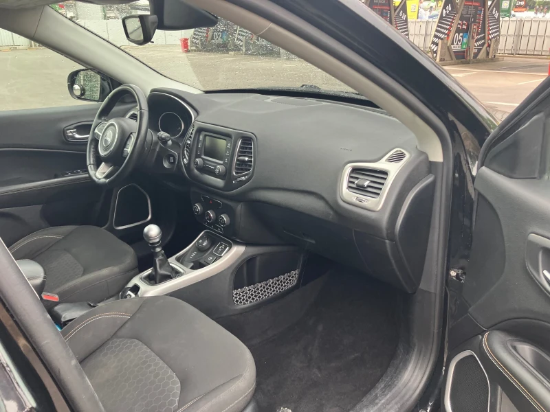 Jeep Compass 2.4 sport  AWD, снимка 10 - Автомобили и джипове - 47245211