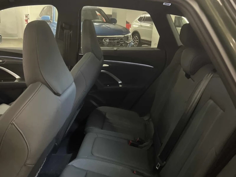 Audi Q5 Progressiv * CARFAX* ОПЦИЯ ЗА ФИНАНСИРАНЕ* , снимка 8 - Автомобили и джипове - 53108308