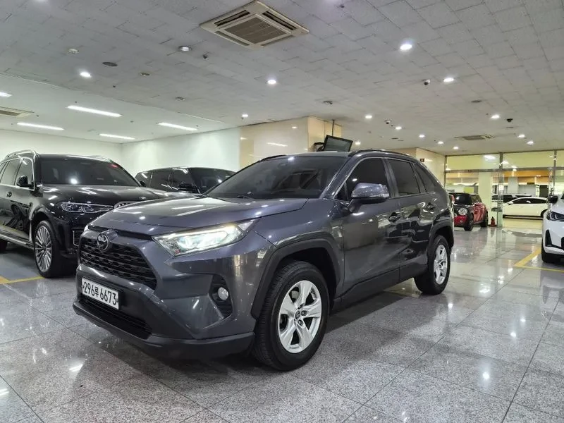 Toyota Rav4 5Th Generation 2.5 2Wd, снимка 2 - Автомобили и джипове - 54938168