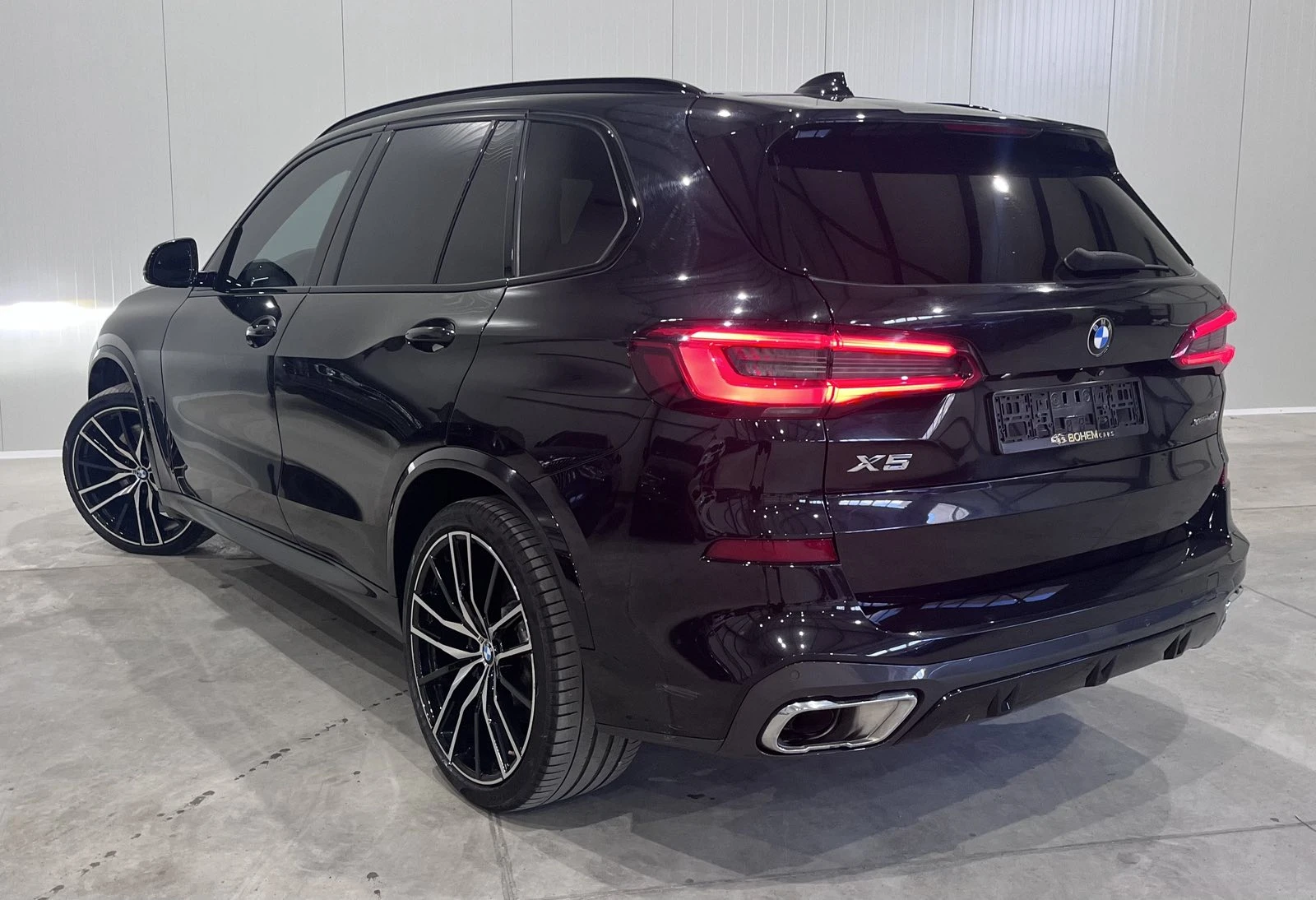 BMW X5 40i M Sport Shadow Line - изображение 3