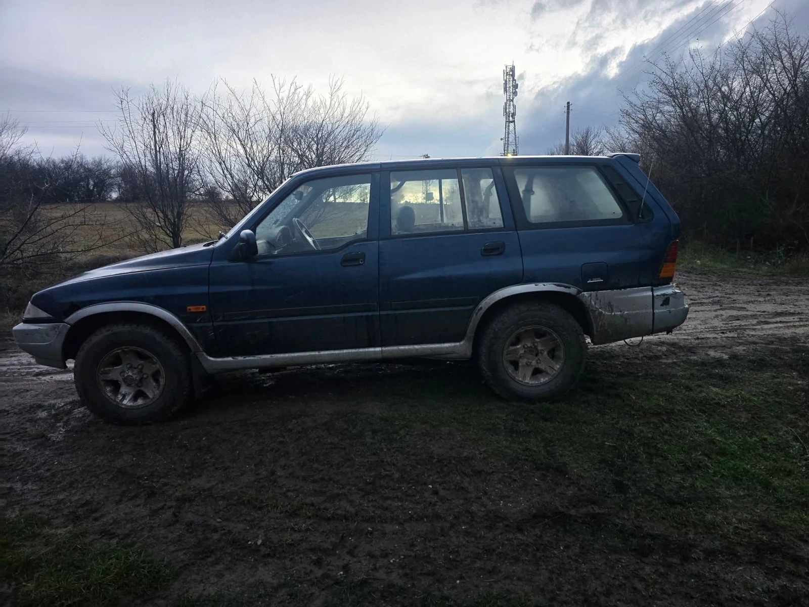 SsangYong Musso 2.9, снимка 2 - Автомобили и джипове - 53716920