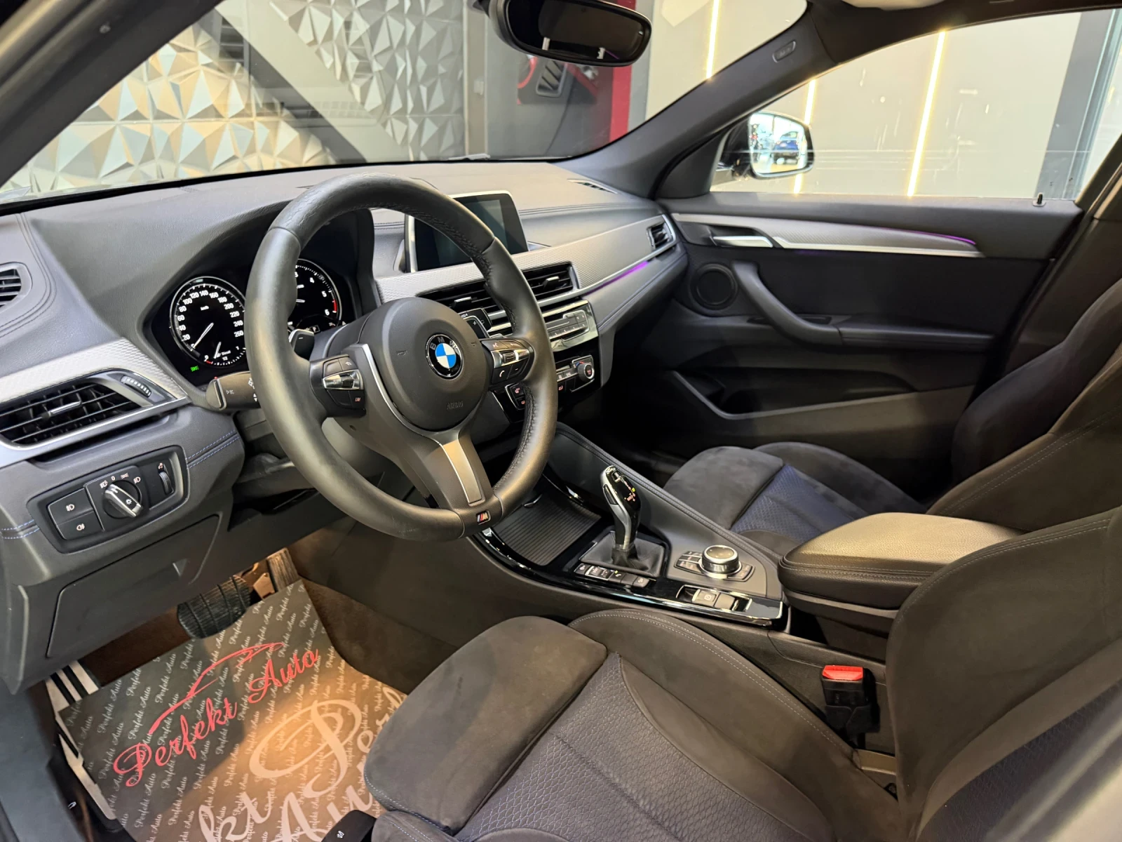 BMW X2 20d xDrive * M PACKET * , снимка 7 - Автомобили и джипове - 54972807