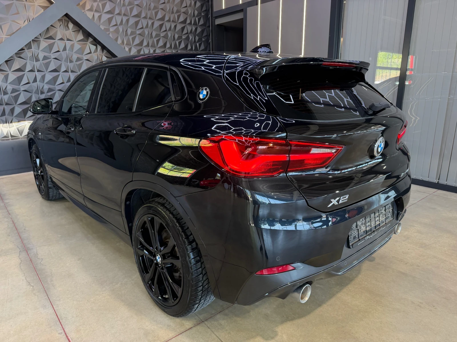 BMW X2 20d xDrive * M PACKET * , снимка 3 - Автомобили и джипове - 54972807