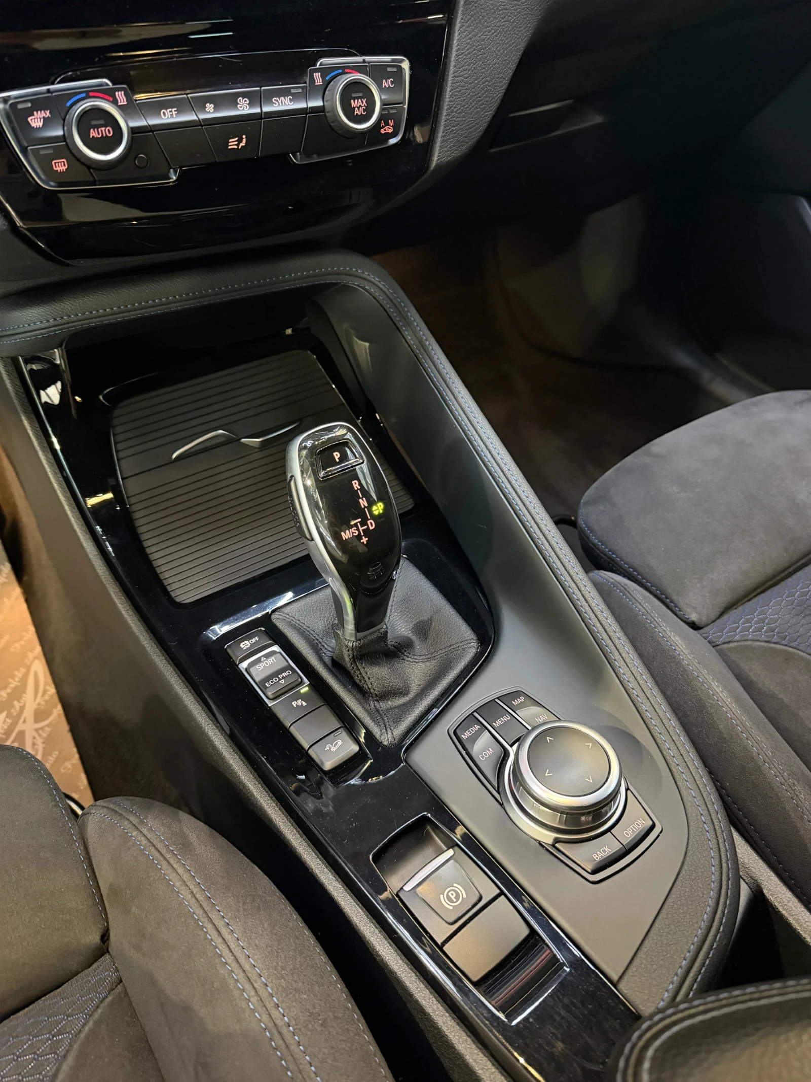 BMW X2 20d xDrive * M PACKET * , снимка 8 - Автомобили и джипове - 54972807