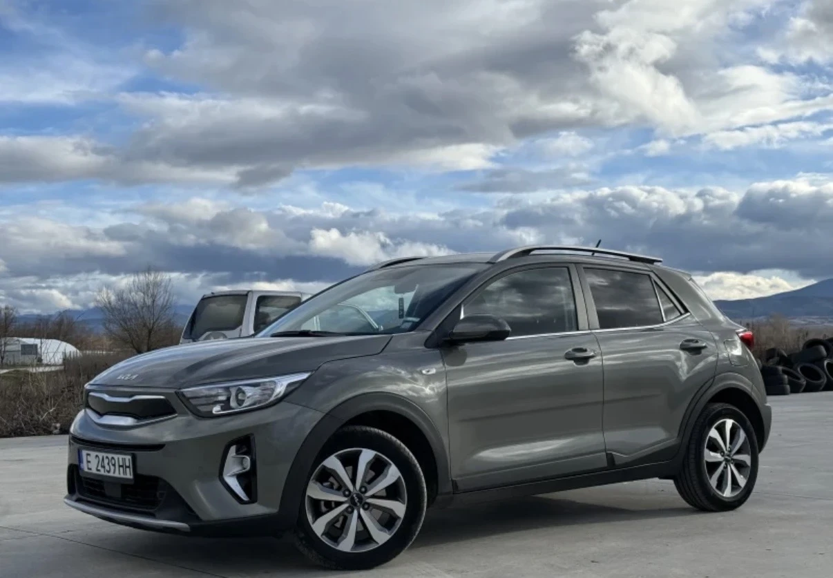 Kia Stonic, снимка 4 - Автомобили и джипове - 55505285