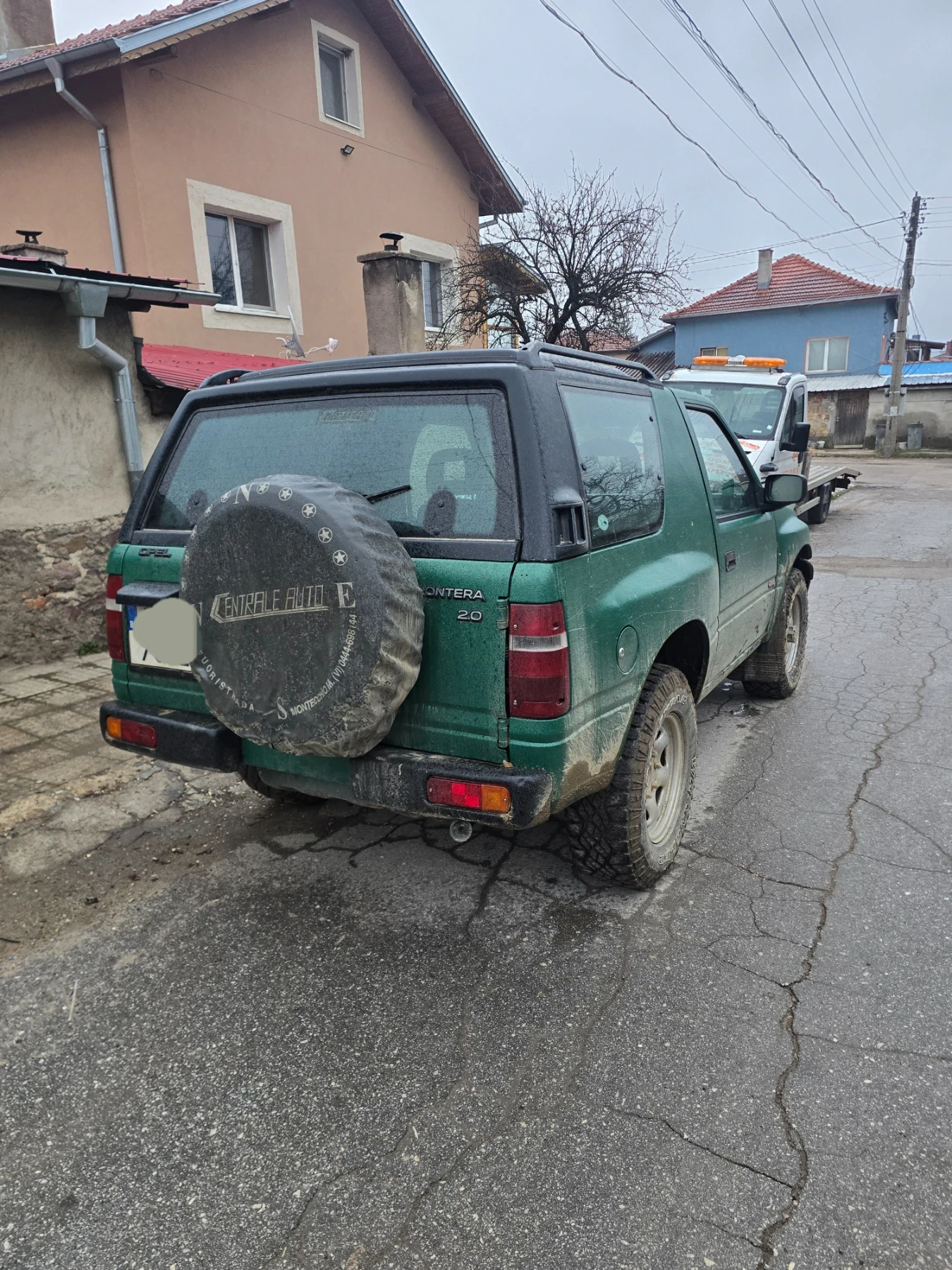 Opel Frontera 2.0i, снимка 4 - Автомобили и джипове - 55940578