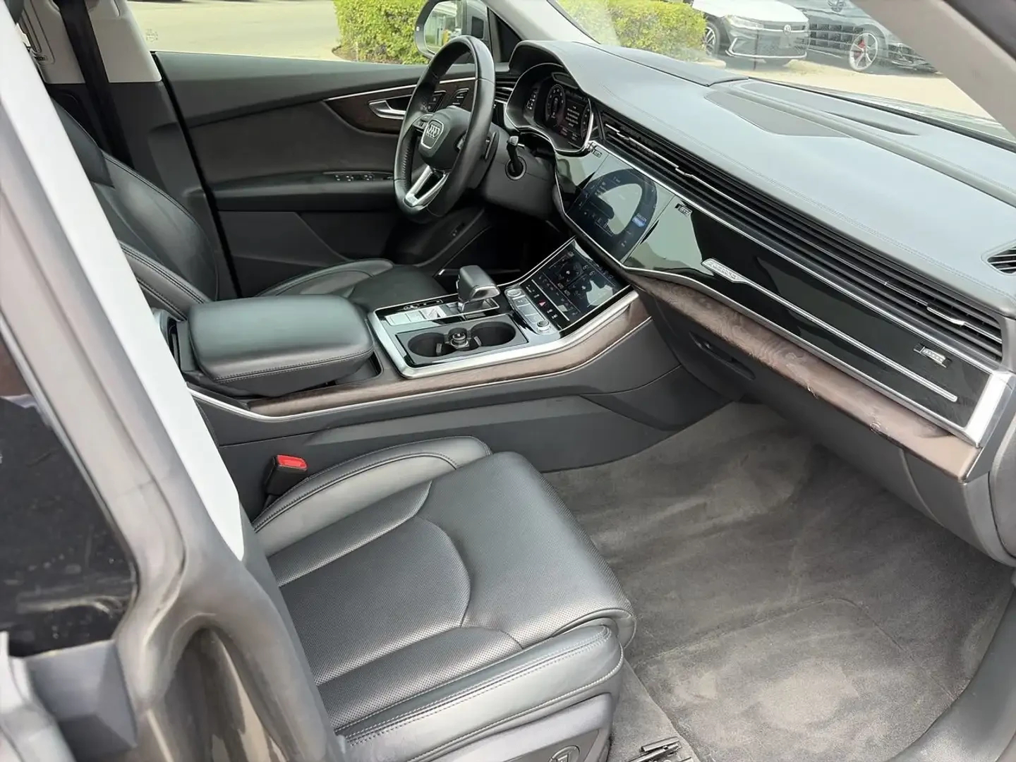 Audi Q8 3.0T Technik quattro 8sp Tiptronic Alloy Wheels L, снимка 17 - Автомобили и джипове - 56221141