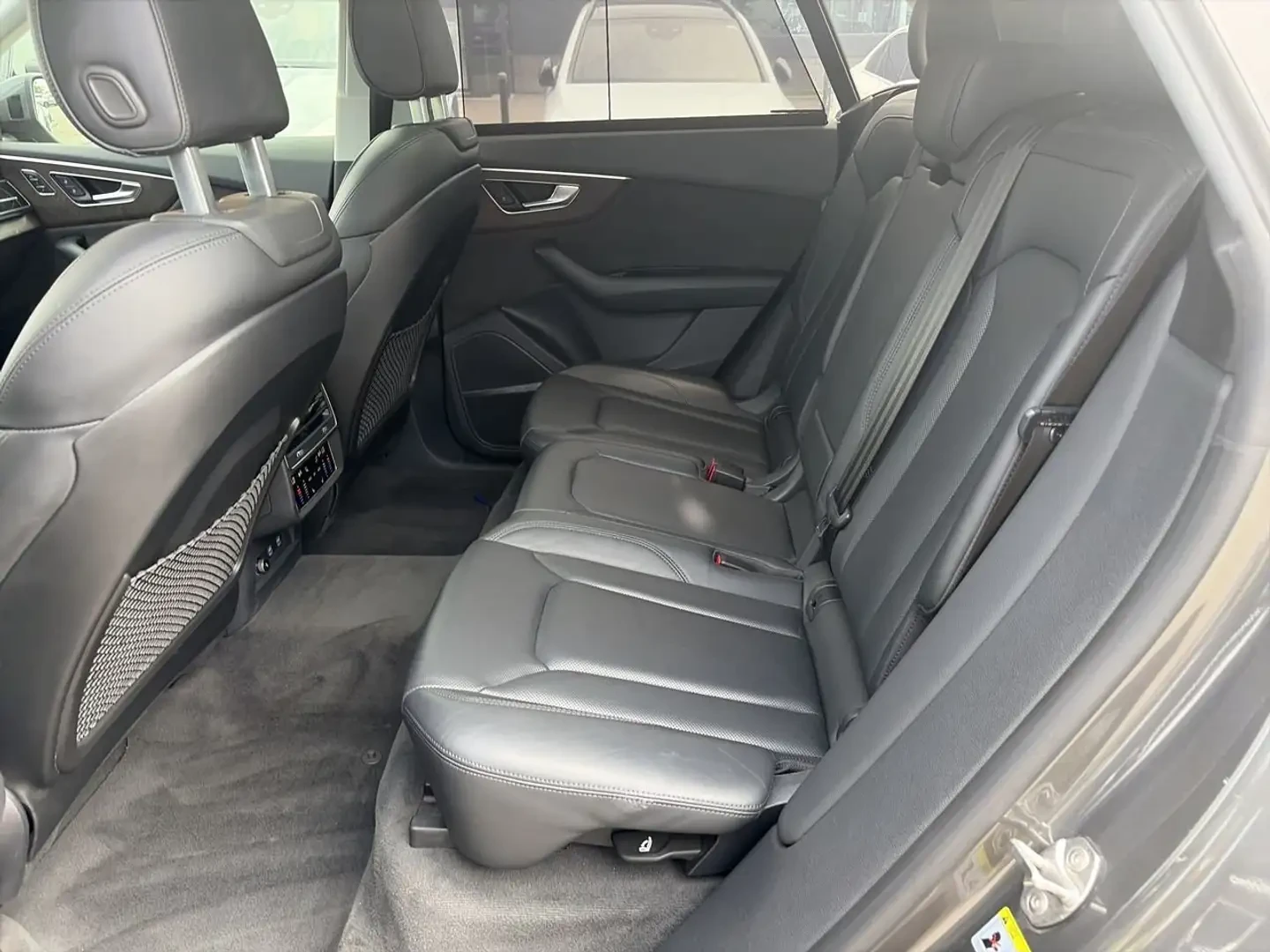 Audi Q8 3.0T Technik quattro 8sp Tiptronic Alloy Wheels L, снимка 15 - Автомобили и джипове - 56221141