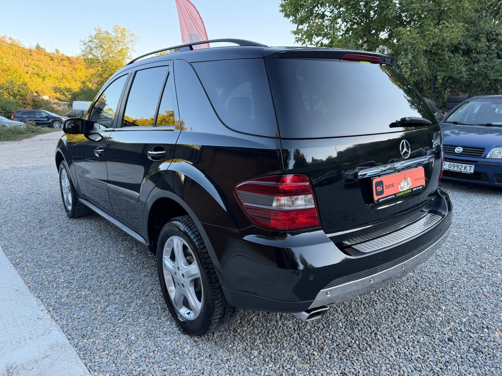 Mercedes-Benz ML 320 Печка! Теглич! Памет! Перфектен!, снимка 4 - Автомобили и джипове - 56340802