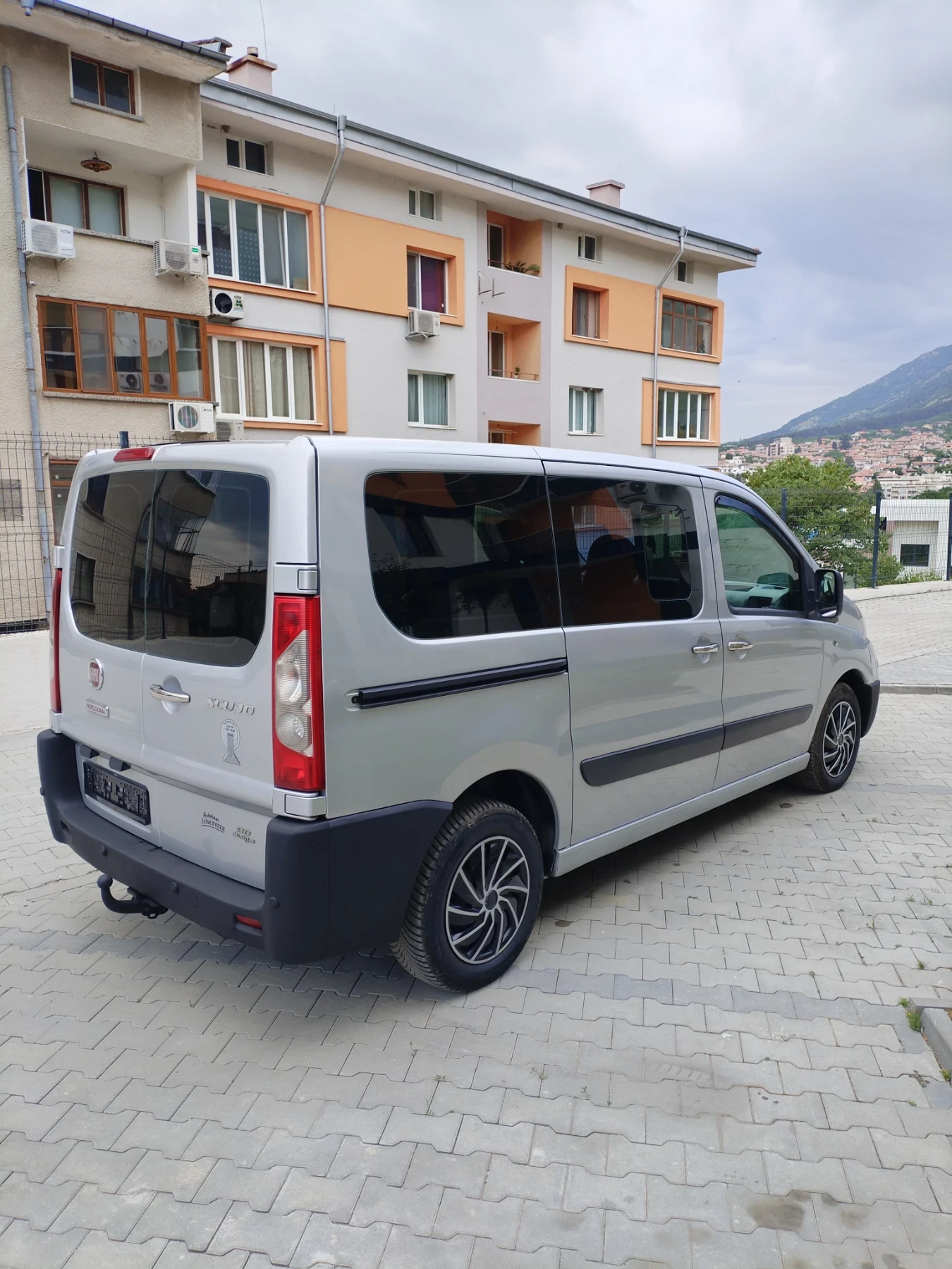 Fiat Scudo 1.6 HDI 90hp Клима Navi Теглич Уникален - изображение 4