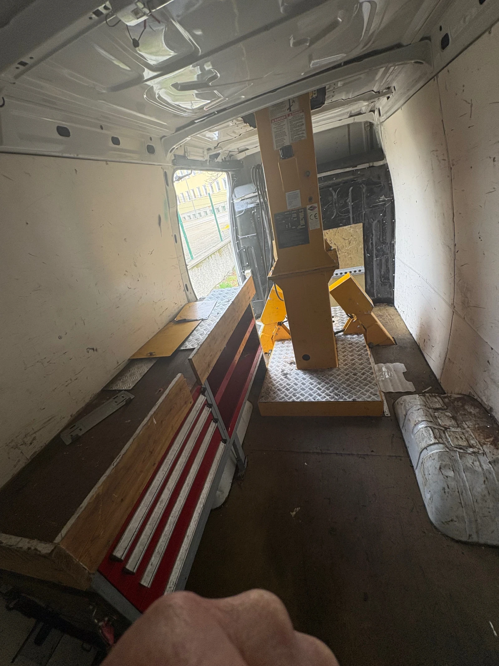 Автовишка Iveco Daily, снимка 7 - Индустриална техника - 54080391