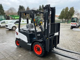 Мотокар Bobcat D35NXP, снимка 8