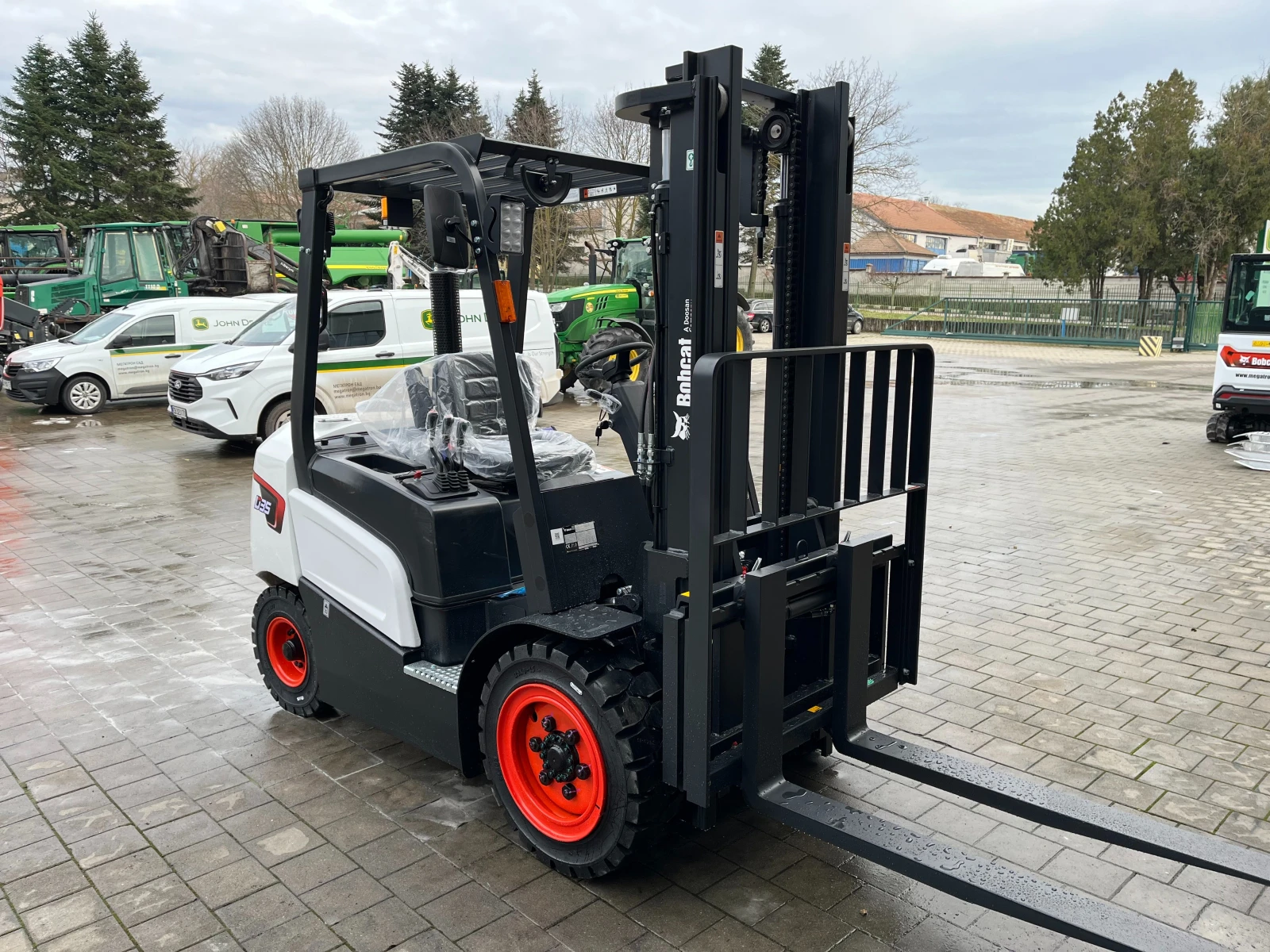 ������� Bobcat D35NXP | Mobile.bg � ����������� 2