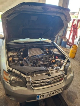 Subaru Outback 2.5 турбо ХТ, снимка 2