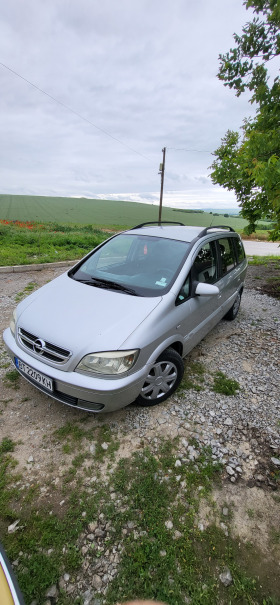 Opel Zafira, снимка 1 - Автомобили и джипове - 45651608