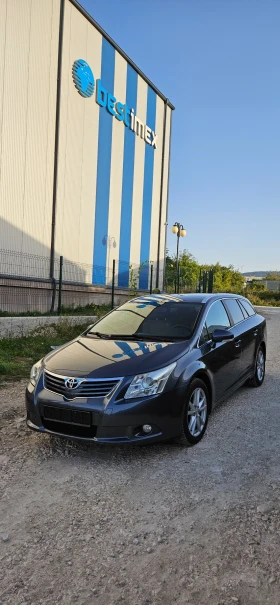 Toyota Avensis 1.8 benzin, кожа, подгрев, камера, снимка 2