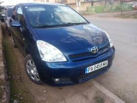 Toyota Corolla verso 2.2 D4D 136к.с., снимка 1