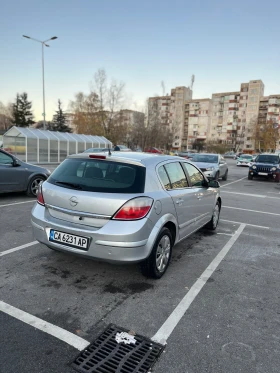 Opel Astra С навигация и камера, снимка 7