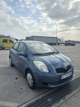 Toyota Yaris 1.3 VVT-I, снимка 2