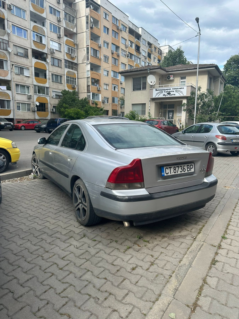 Volvo S60, снимка 2 - Автомобили и джипове - 45714532
