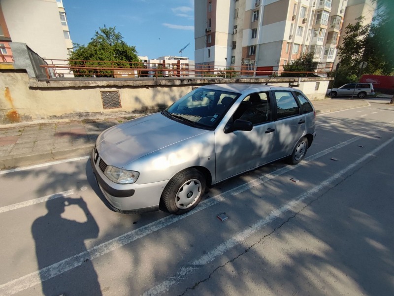 Seat Ibiza, снимка 1 - Автомобили и джипове - 46262057