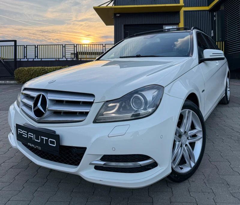 Mercedes-Benz C 220 LED / Панорама / Автомат, снимка 2 - Автомобили и джипове - 47824971