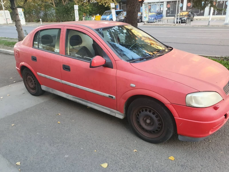 Opel Astra, снимка 3 - Автомобили и джипове - 47930856