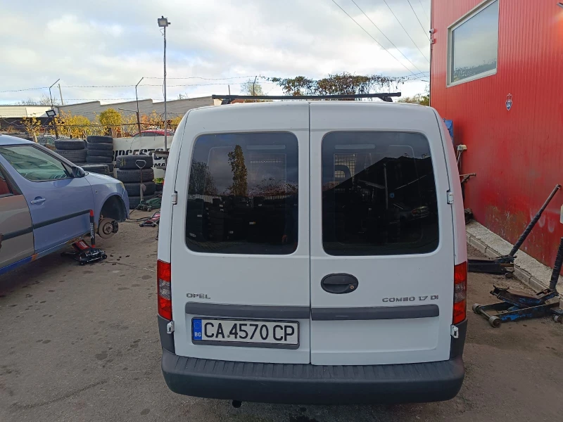 Opel Combo, снимка 8 - Автомобили и джипове - 48235134