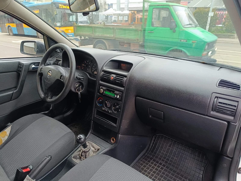 Opel Combo, снимка 13 - Автомобили и джипове - 48235134