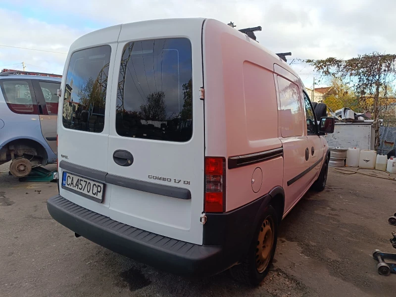 Opel Combo, снимка 5 - Автомобили и джипове - 48235134