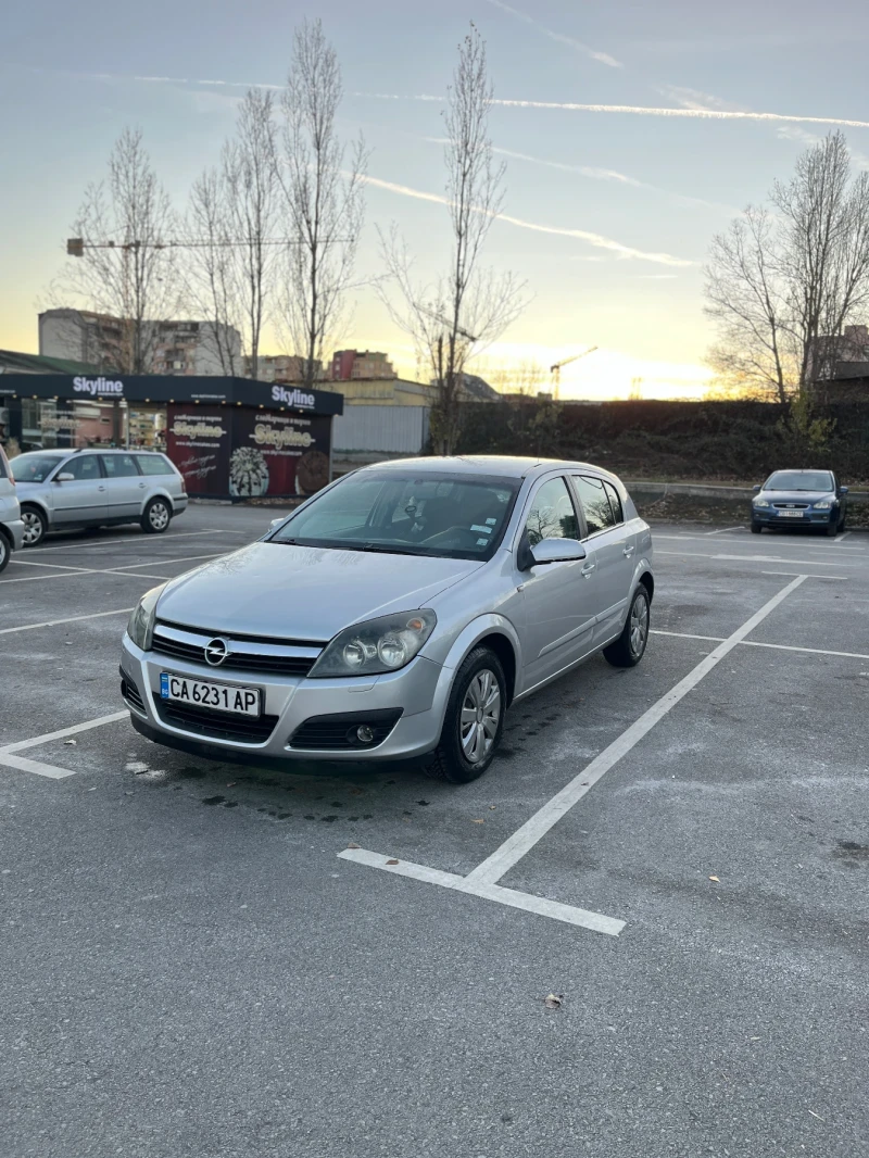 Opel Astra С навигация и камера, снимка 3 - Автомобили и джипове - 48273381