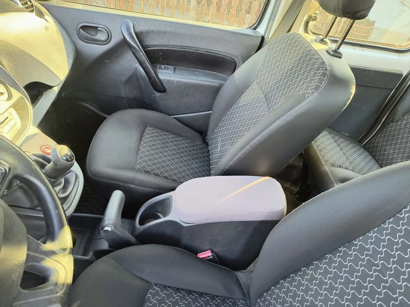 Renault Kangoo 0898544466 1.5Dci Maxi klima parktronik Navi, снимка 16 - Автомобили и джипове - 48383882