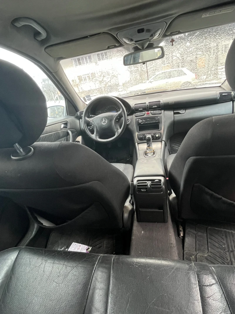 Mercedes-Benz C 220 W203, снимка 5 - Автомобили и джипове - 48745425