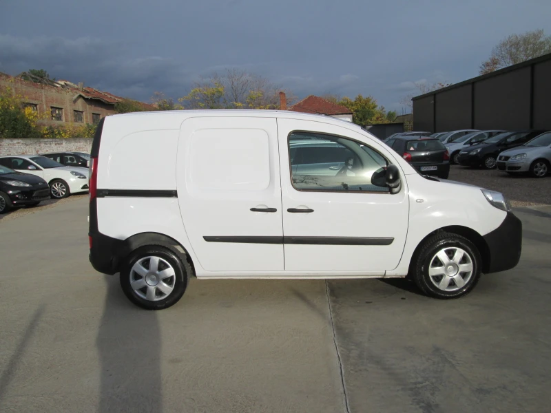 Renault Kangoo 1.5dci КЛИМА-ЕВРО 6Б, снимка 3 - Автомобили и джипове - 52392263