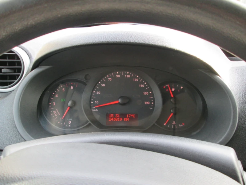 Renault Kangoo 1.5dci КЛИМА-ЕВРО 6Б, снимка 12 - Автомобили и джипове - 52392263