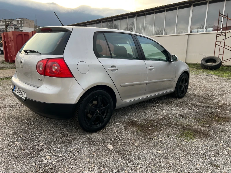 VW Golf 1.9 TDI 105 к.с, снимка 5 - Автомобили и джипове - 52629686