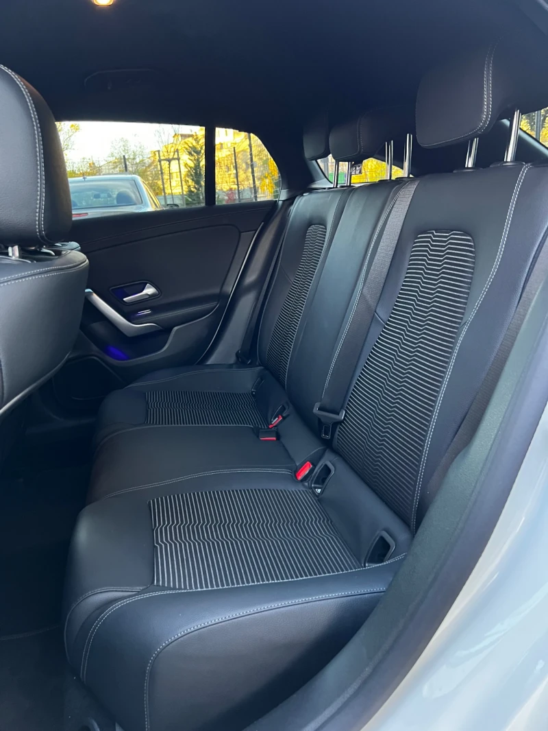 Mercedes-Benz 200 2024 ГАРАНЦИОНЕН MULTIBEAM* AMBIENT* DISTR* LANE* , снимка 11 - Автомобили и джипове - 52643259