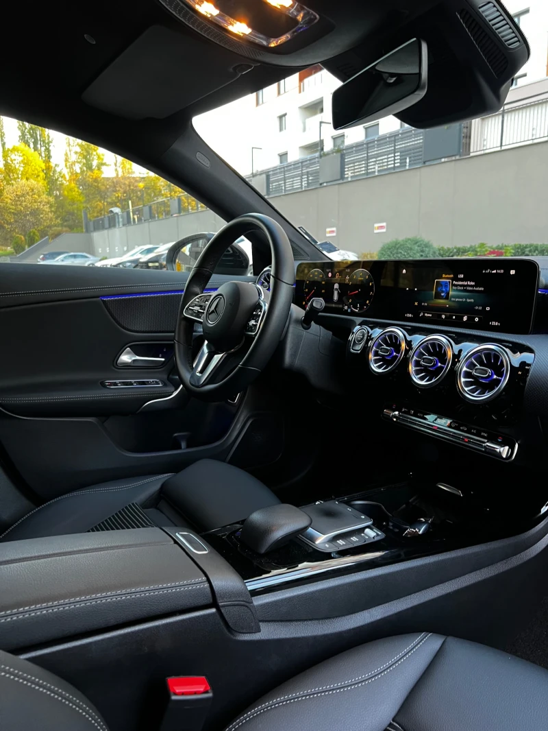 Mercedes-Benz 200 2024 ГАРАНЦИОНЕН MULTIBEAM* AMBIENT* DISTR* LANE* , снимка 9 - Автомобили и джипове - 52643259