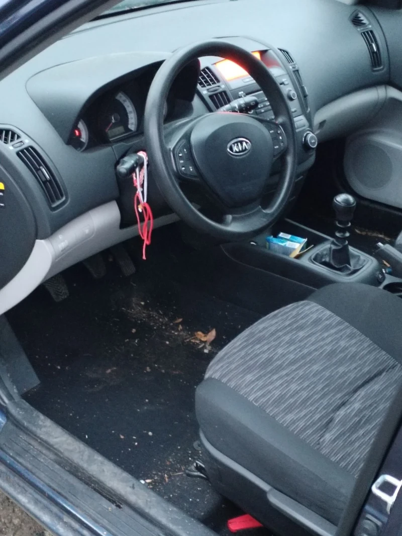 Kia Ceed, снимка 7 - Автомобили и джипове - 52696765